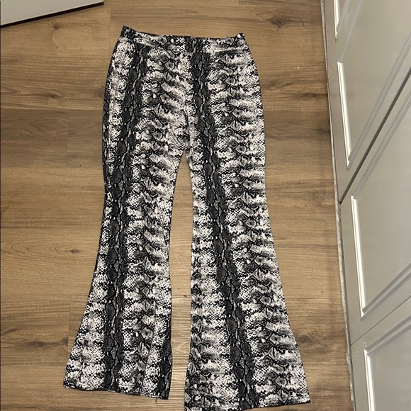 Flare leggings - Picture 1 of 2
